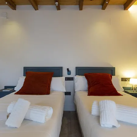 Casa Del Poeta Hotel 2*